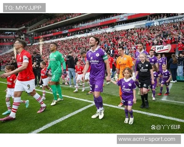 埃因霍温宣布续约主帅彼得博斯至2028年力争荷甲三连冠